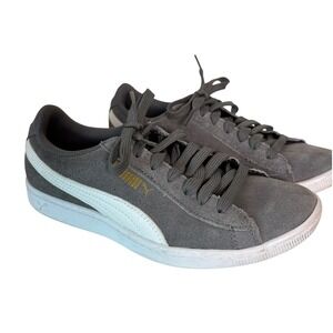 Puma Vikky v2 Grey Suede Low Top Sneakers Womens 5.5 362624-16